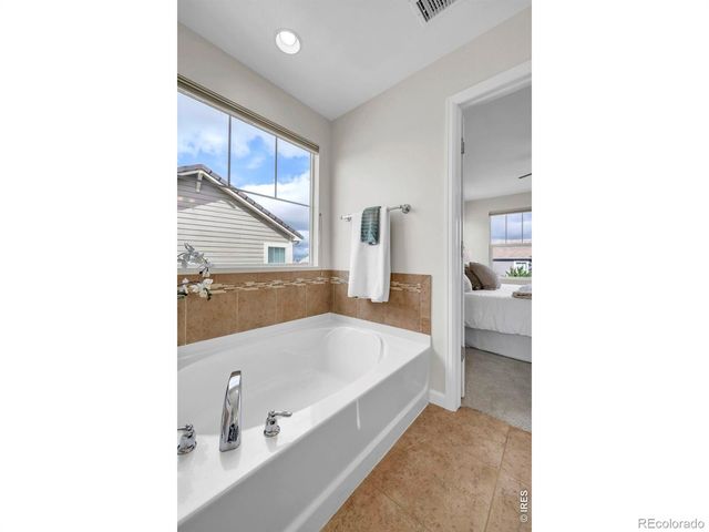 15947 Antora Peak Drive, Broomfield, CO 80023