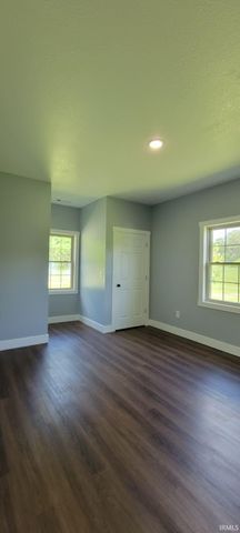 8002 Progress School Road, Shoals, IN 47581