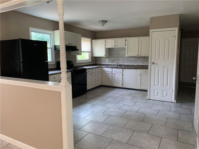 7719 E 51st Street, Kansas City, MO 64129