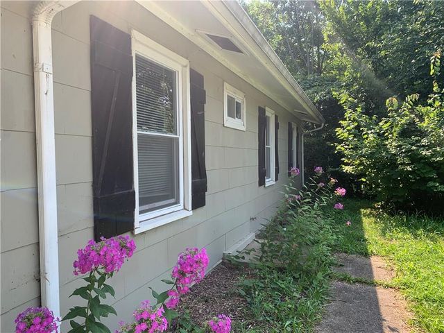 7719 E 51st Street, Kansas City, MO 64129
