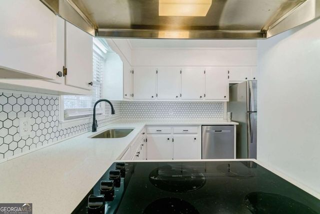 8100 Hog Mountain Road, Statham, GA 30666