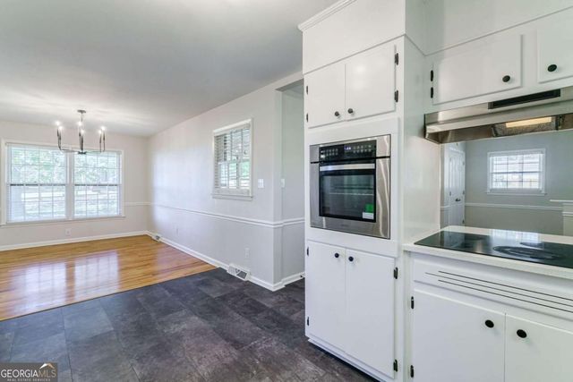 8100 Hog Mountain Road, Statham, GA 30666