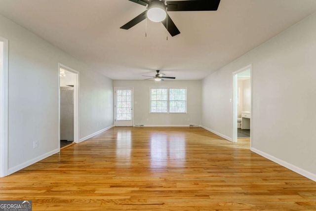 8100 Hog Mountain Road, Statham, GA 30666