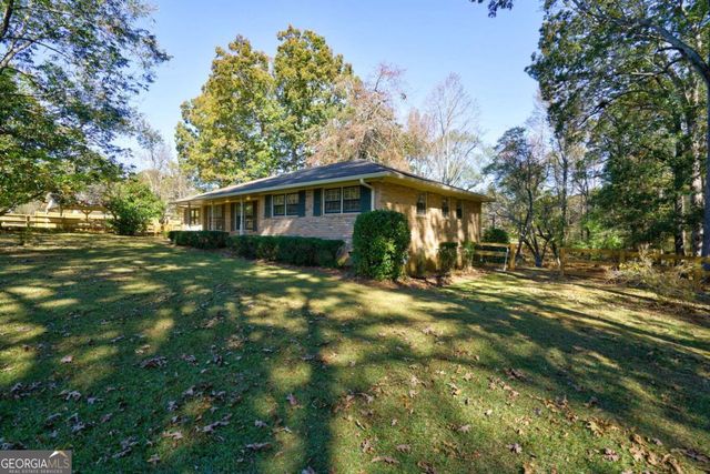 8100 Hog Mountain Road, Statham, GA 30666