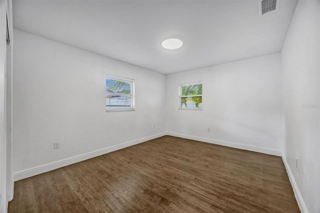 5114 N MACDILL AVENUE, Tampa, FL 33614