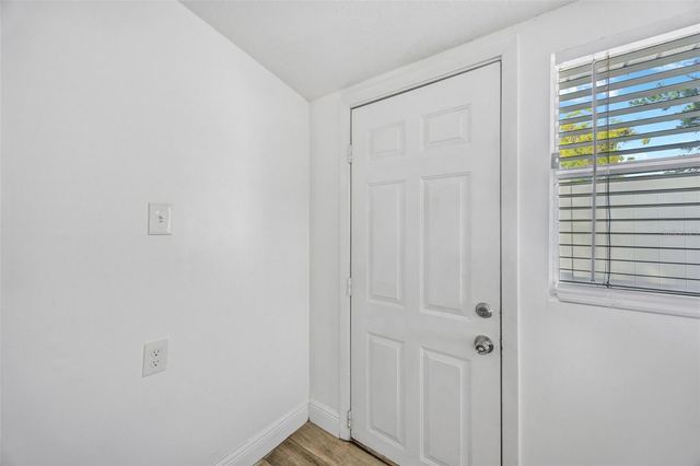 5114 N MACDILL AVENUE, Tampa, FL 33614