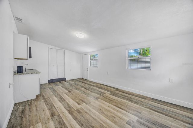 5114 N MACDILL AVENUE, Tampa, FL 33614