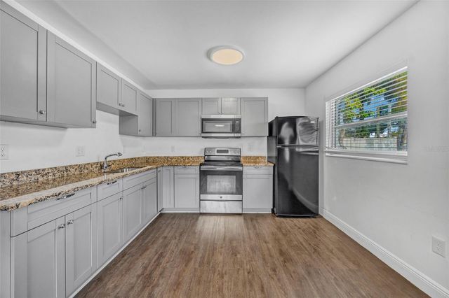 5114 N MACDILL AVENUE, Tampa, FL 33614