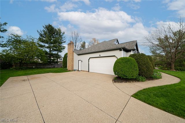 4343 Cobblestone Drive, Akron, OH 44321