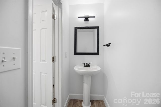 8502 Appledale Drive, Charlotte, NC 28262