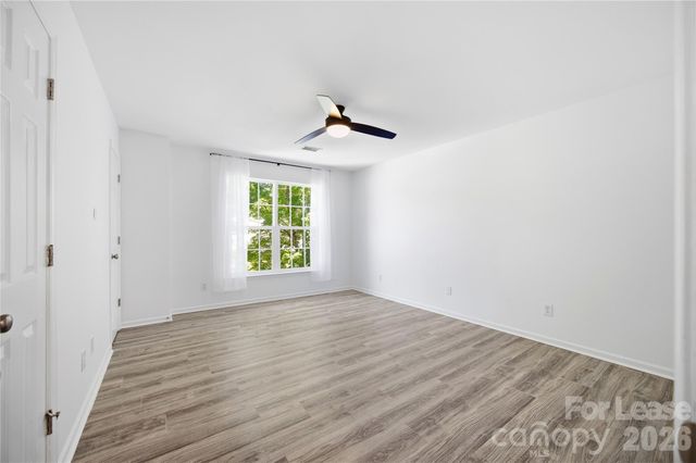8502 Appledale Drive, Charlotte, NC 28262