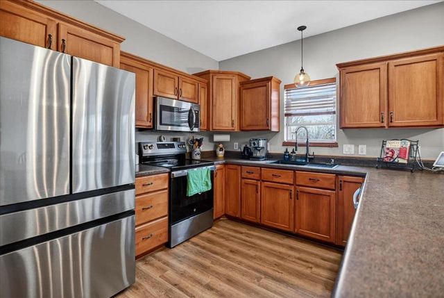 2674 Sweet Sparrow Place, Sun Prairie, WI 53590