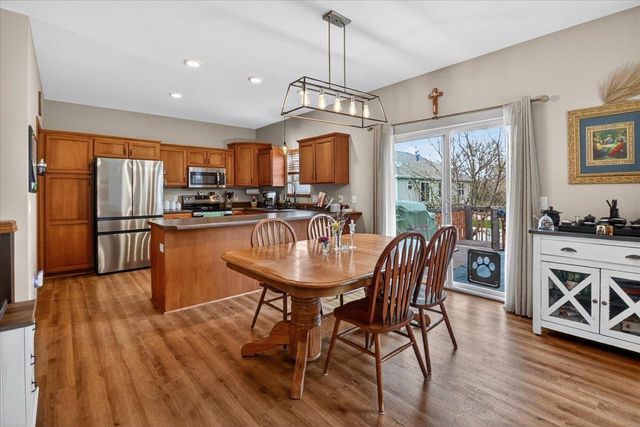 2674 Sweet Sparrow Place, Sun Prairie, WI 53590