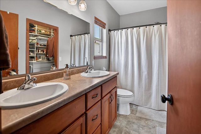 2674 Sweet Sparrow Place, Sun Prairie, WI 53590
