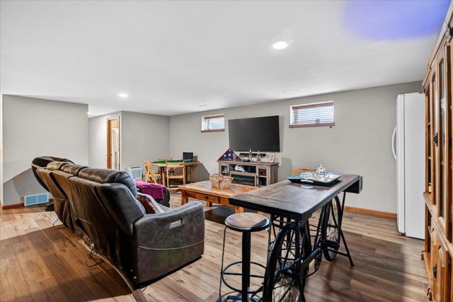 2674 Sweet Sparrow Place, Sun Prairie, WI 53590