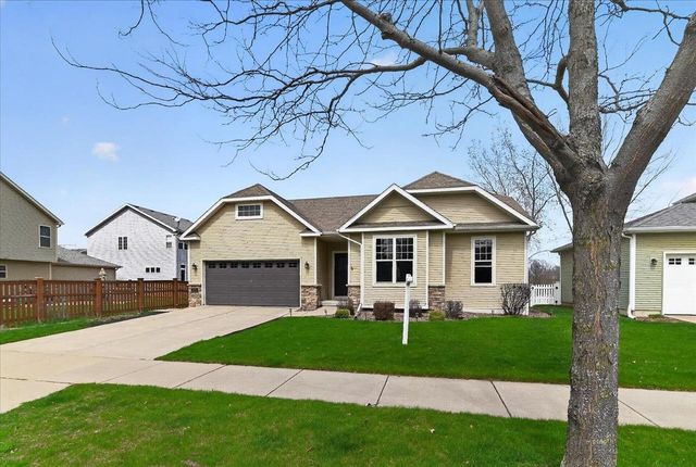 2674 Sweet Sparrow Place, Sun Prairie, WI 53590