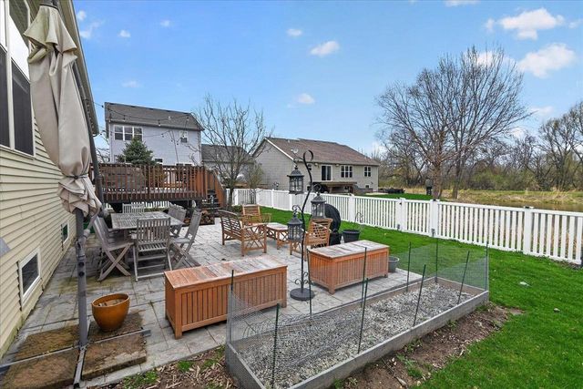 2674 Sweet Sparrow Place, Sun Prairie, WI 53590