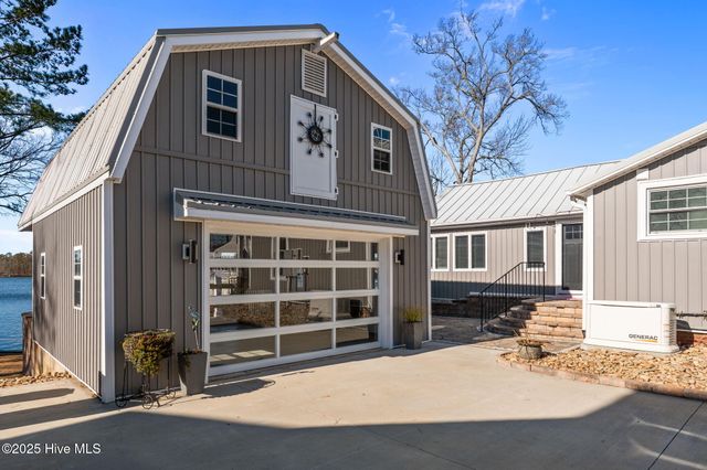 109 N Main Street, Bath, NC 27808