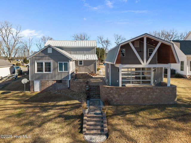 109 N Main Street, Bath, NC 27808