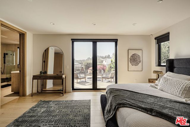 2749 Tilden Avenue, Los Angeles, CA 90064