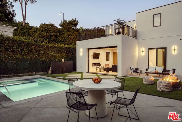 2749 Tilden Avenue, Los Angeles, CA 90064