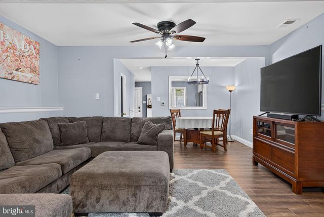 13 DORSET DR, Marlton, NJ 08053