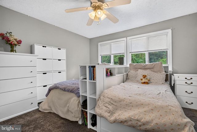13 DORSET DR, Marlton, NJ 08053