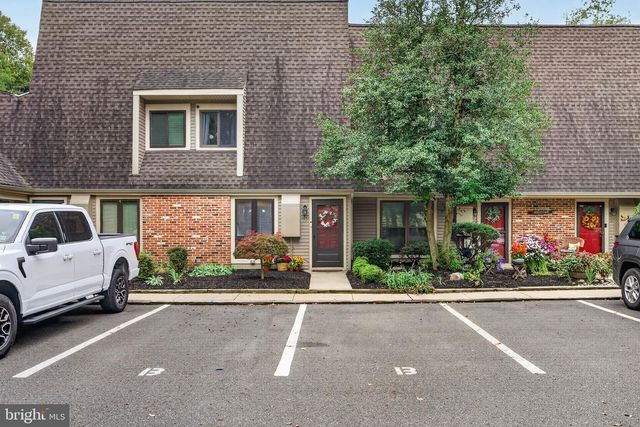 13 DORSET DR, Marlton, NJ 08053