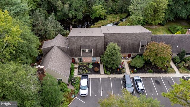 13 DORSET DR, Marlton, NJ 08053