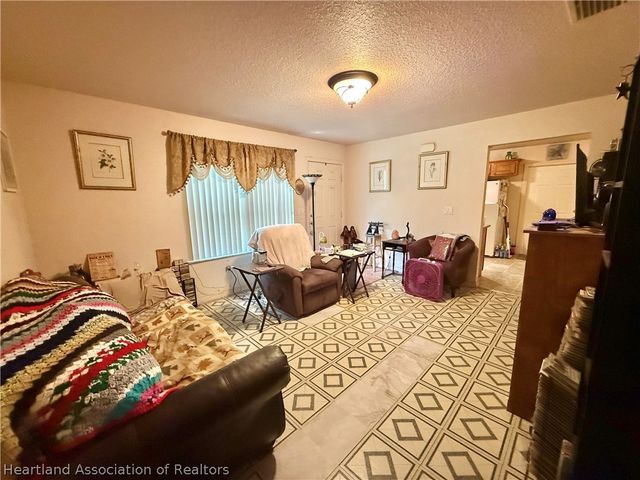 2200 W Flamingo Road, Avon Park, FL 33825
