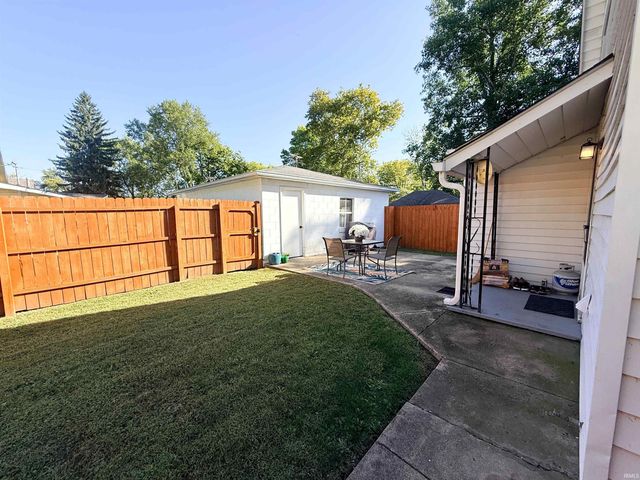 410 Howard Street, Shelbyville, IN 46176