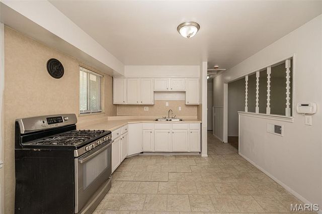 7836 Tuxedo Court, St Louis, MO 63135