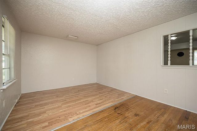 7836 Tuxedo Court, St Louis, MO 63135