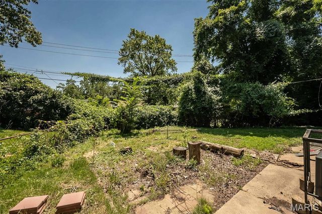 7836 Tuxedo Court, St Louis, MO 63135