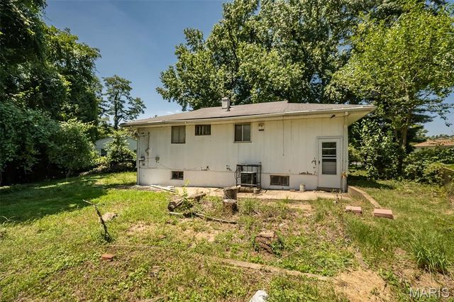 7836 Tuxedo Court, St Louis, MO 63135