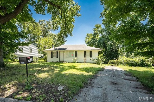 7836 Tuxedo Court, St Louis, MO 63135