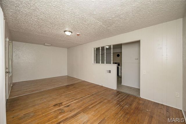 7836 Tuxedo Court, St Louis, MO 63135