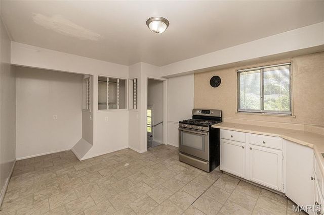 7836 Tuxedo Court, St Louis, MO 63135