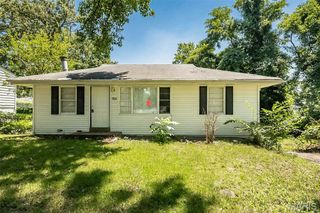 7836 Tuxedo Court, St Louis, MO 63135