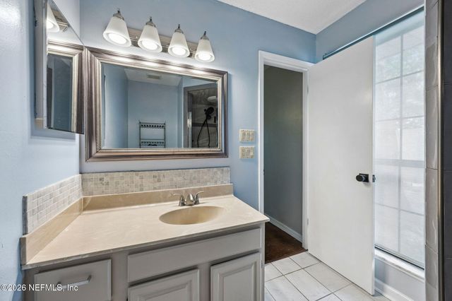 3561 VILLA Place, Jacksonville, FL 32277