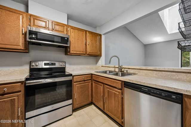 3561 VILLA Place, Jacksonville, FL 32277
