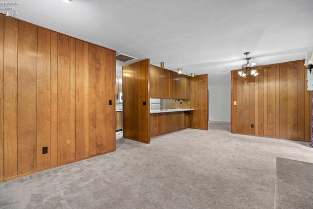 5638 Mills Creek, North Ridgeville, OH 44039