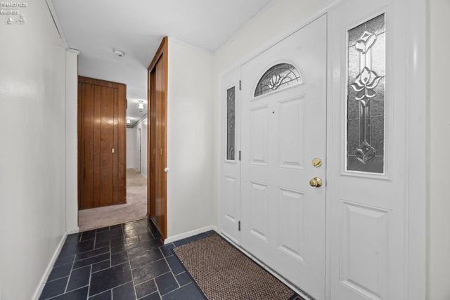 5638 Mills Creek, North Ridgeville, OH 44039