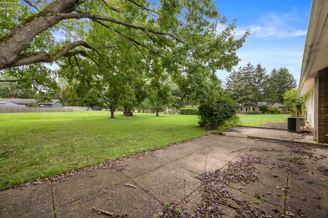 5638 Mills Creek, North Ridgeville, OH 44039