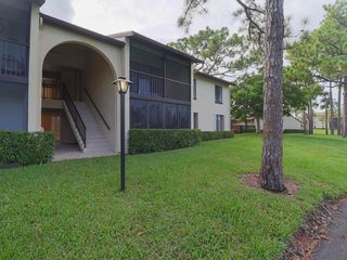 614 Sea Pine Way H2, Greenacres, FL 33415