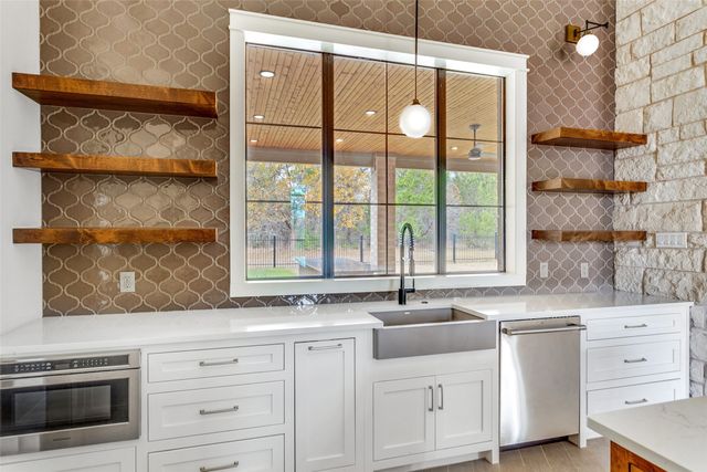 2060 County Road 2027, Glen Rose, TX 76043