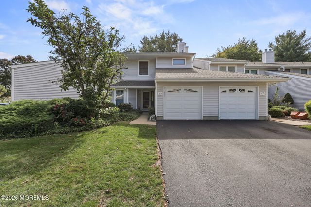 25 Sandpiper Drive, Sayreville, NJ 08859