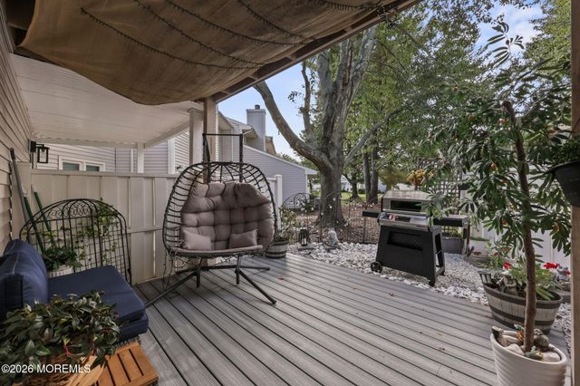 25 Sandpiper Drive, Sayreville, NJ 08859