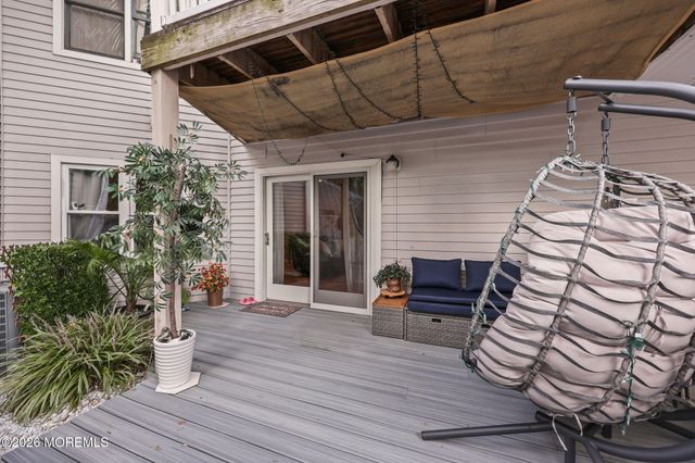 25 Sandpiper Drive, Sayreville, NJ 08859
