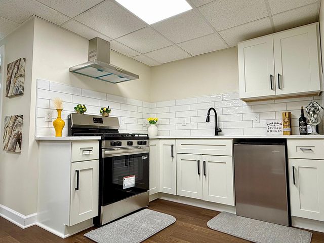 2663 S Coon Creek Drive, Andover, MN 55304